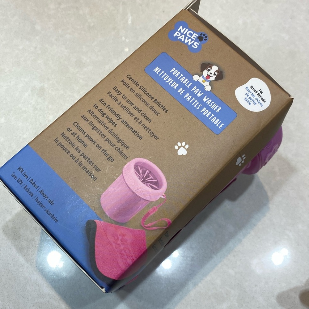 New Nice Paws Paw Washer w/Towel with tags in box pink ⭐️⭐️⭐️⭐️ - Picture 6 of 14